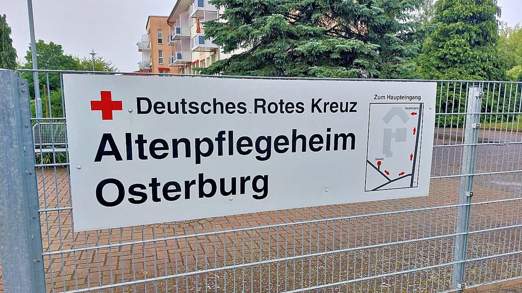 Erst kürzlich wurden im Seniorenheim des DRK in Osterburg Plätze abgeschafft. Nun sorgt ein Brief erneut für Unruhe.