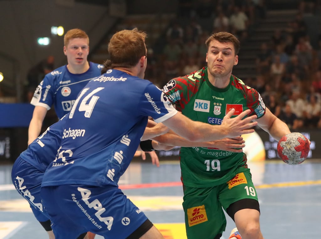 Elvar Örn Jonsson zeigte beim Sieg des SCM gegen Lemgo, dass er Abwehr und Angriff spielen kann.