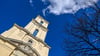 Er ist rund 60 Meter hoch - der Turm der Garnisonkirche in Potsdam mit Ausstellung, Besucher-Plattform und Kapelle. (Archivbild)