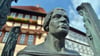 In Stolberg wurde Thomas Müntzer um 1489 geboren. Das Denkmal vor dem Rathaus wurde anlässlich seines 500. Geburtstags eingeweiht. 