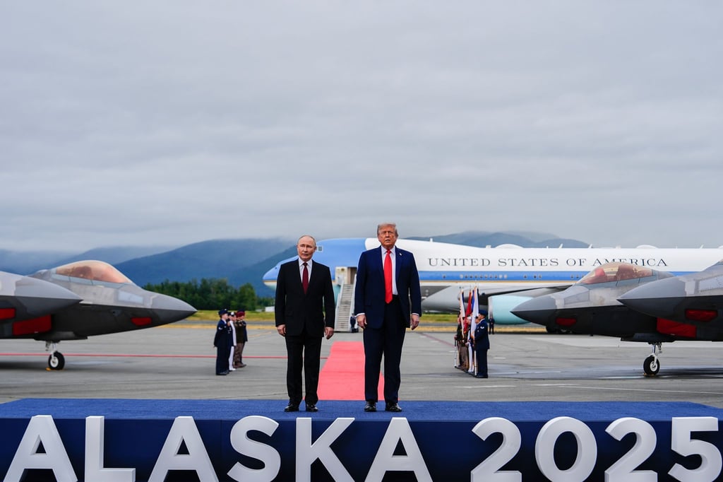 US-Präsident Donald Trump servierte seinem Gast aus Moskau eine imposante Kulisse.