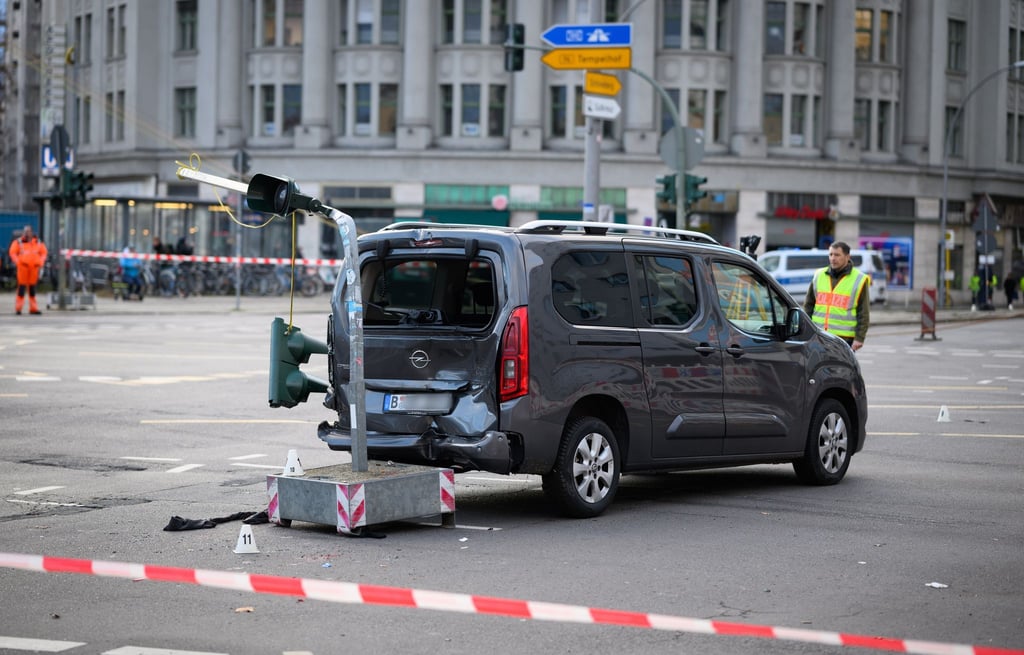 Verkehrsunfälle sind in Großstädten wie Berlin an der Tagesordnung - zumindest manche sind nach Einschätzung von Experten vermeidbar. (Archivbild)