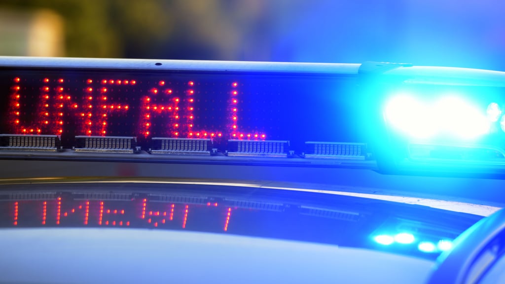 Bei einem Unfall in Wittenberg wurde am Mittwoch ein 19-Jähriger schwer verletzt.