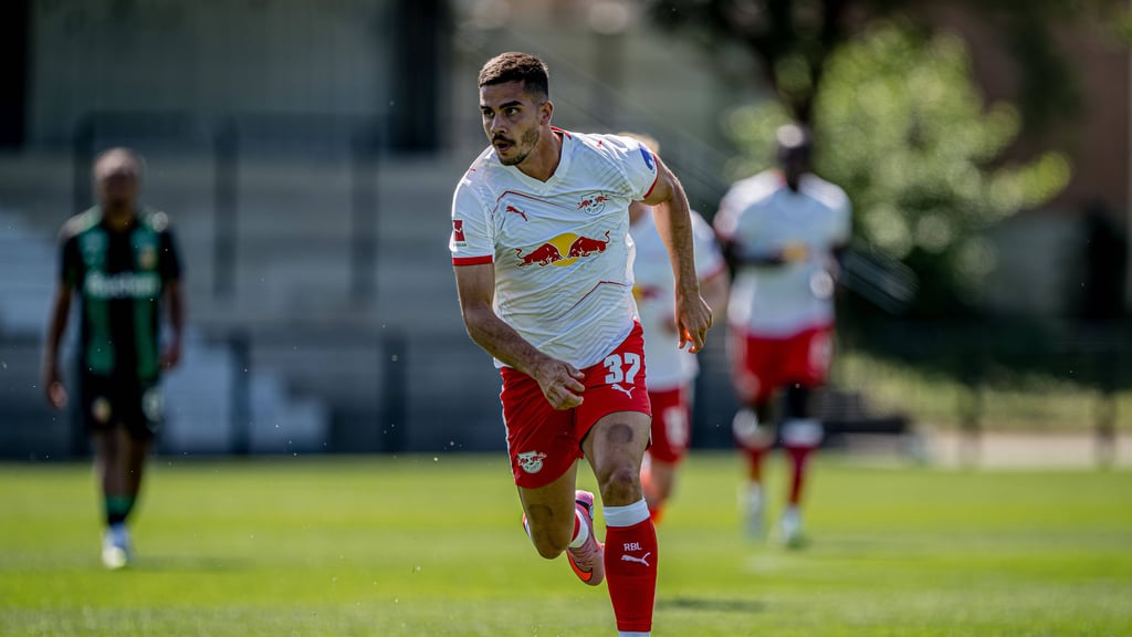 André Silva bei seinem letzten Auftritt für RB Leipzig, dem Testspiel gegen Lens.