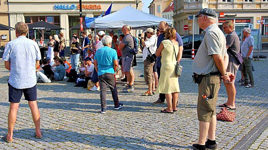 Zu einer Demonstration hatte die Linksjugend solid am Freitag, auf den Stendaler Marktplatz eingeladen.