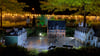Miniaturenpark bei Nacht in Wernigerode: Im Schein Hunderter Lichter und Kerzen werden Sehenswürdigkeiten des Harzes - wie hier der Marktplatz Goslar - präsentiert.