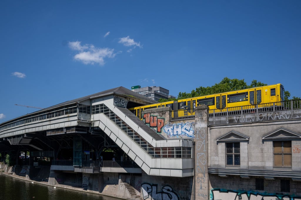 Der Hochbahnhof Hallesches Tor. (Archivfoto)