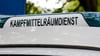 Spezialisten sollen eine Bombe in Neumark im Saalekreis unschädlich machen. (Symbolbild)
