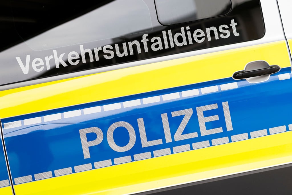 Der Verkehrsunfalldienst Hannover hat die Ermittlungen zur Ursache des Verkehrsunfalls aufgenommen. (Symbolbild)