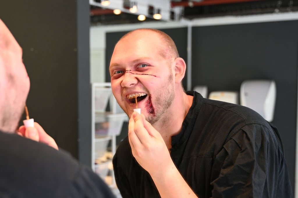 Schauspieler Nicolas Schulze arbeitet seit knapp sechs Jahren im Hamburg Dungeon.
