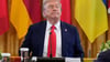 Der Ukraine-Gipfel wurde für ein Telefonat zwischen Trump und Putin unterbrochen.