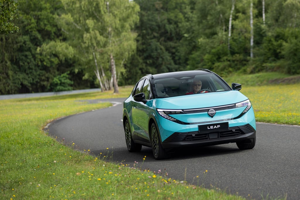 Kein ungeschriebenes Blatt: Der neue Nissan Leaf fährt nun schon in dritter Generation um die Gunst der Kunden.