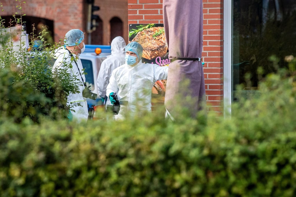 Tödliche Schüsse in einem Imbiss - die Ermittler rechnen das Verbrechen dem Clanmilieu zu. Polizei und Justiz legen ein neues Lagebild zur Clankriminalität für 2024 vor. (Archivbild)