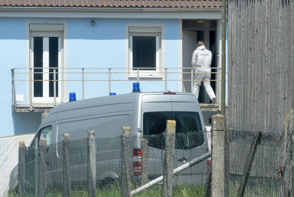 Leichenteile im Garten des Hauses brachten die Ermittlungen ins Rollen - nun tauchte dort auch der Schädel auf. (Archivbild)