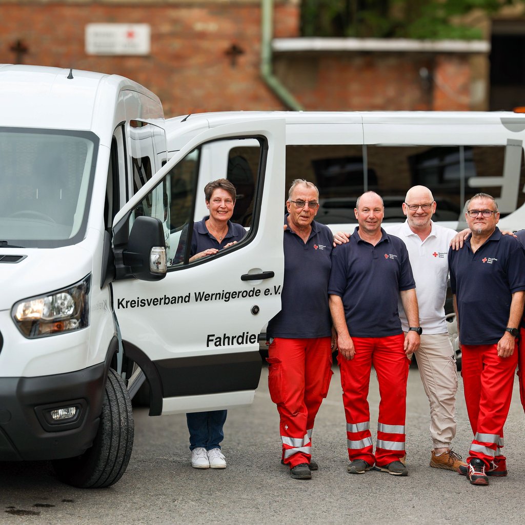 Der Fahrdienst des DRK-Kreisverbandes Wernigerode e.V. steht für einzigartige Angebote in der Region. Neben klassischen Fahrten werden auch spezialisierte Transporte für Rollstuhlfahrer und liegende Patienten angeboten.