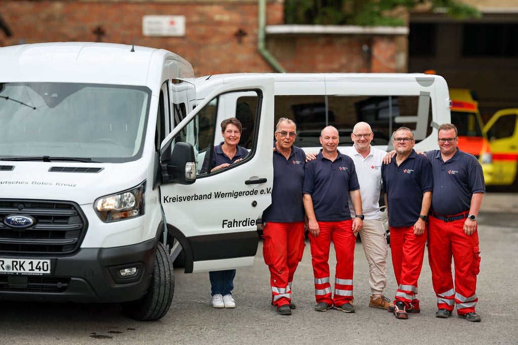 Der Fahrdienst des DRK-Kreisverbandes Wernigerode e.V. steht für einzigartige Angebote in der Region. Neben klassischen Fahrten werden auch spezialisierte Transporte für Rollstuhlfahrer und liegende Patienten angeboten.