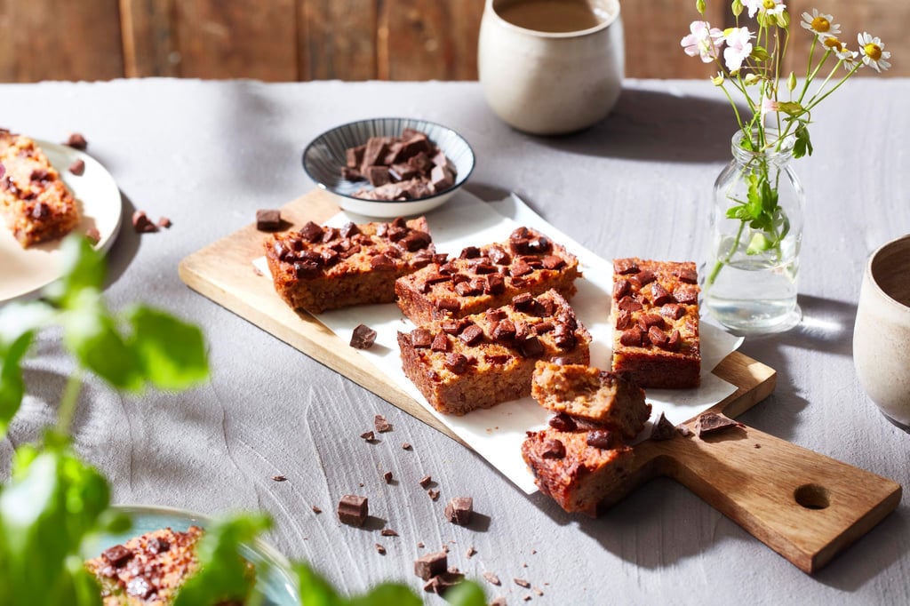 In Kombination mit Zutaten wie Leinsamen oder Quinoa wird der „Kartoffel-Flapjack“ zu einer echten Ballaststoff- und Energiequelle.