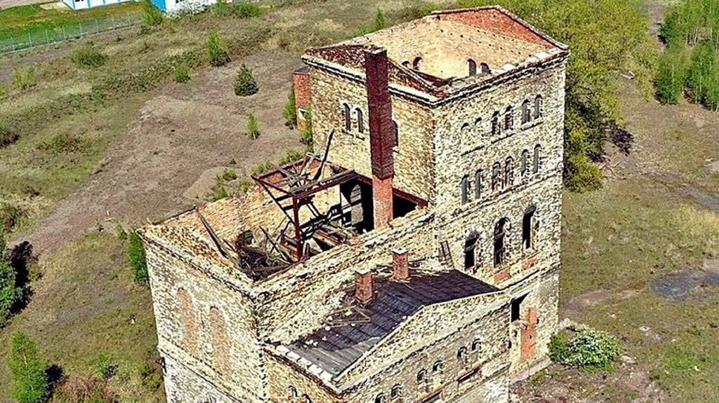Der sanierungsbedürftige Malakow-Turm in Helbra