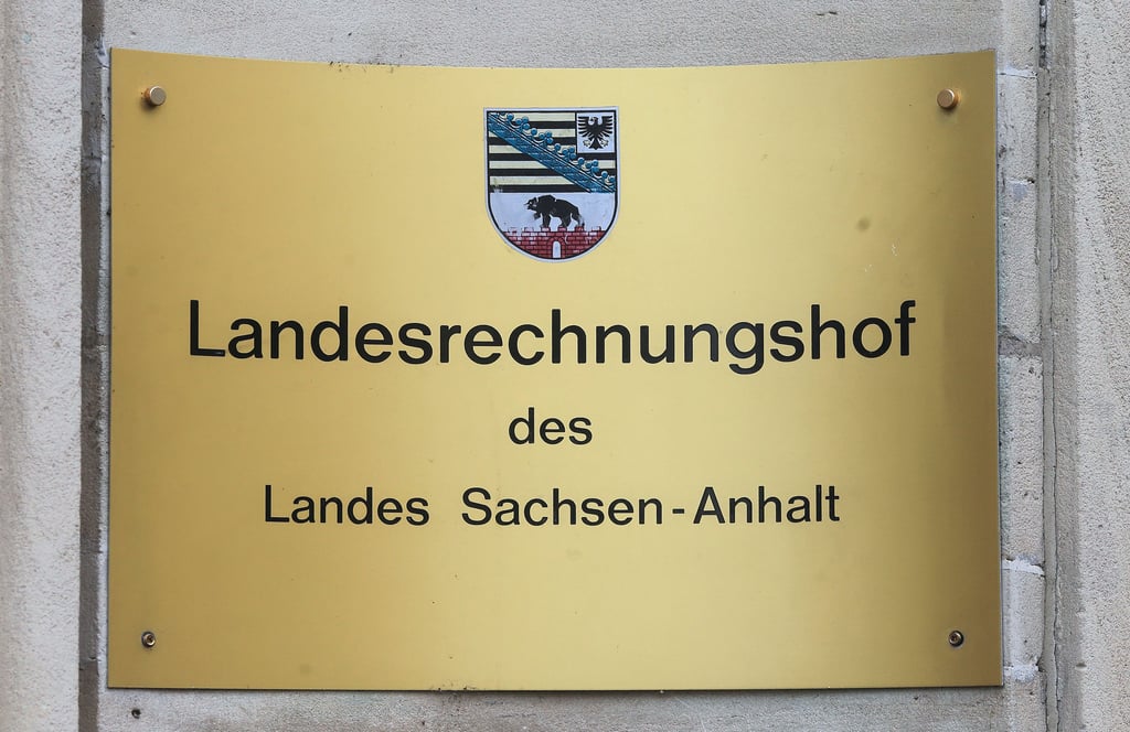 Der Landesrechnungshof des Landes Sachsen-Anhalt soll mehr Prüfrechte bekommen.Das findet nicht jeder gut. .