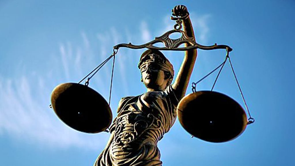 Der 58-Jährige aus dem Salzlandkreis soll von Mai 2011 bis Mai 2015 durch 18 Straftaten eine Million Euro an Steuern nicht gezahlt haben.
