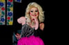 Travestiekünstler Manuel Neumann  aus Hohenmölsen im Burgenlandkreis tritt als „Donna de Luxe“ auf.