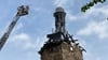 Als Teilverlust führt die Deutsche Stiftung Denkmalschutz in ihrem „Schwarzbuch der Denkmalpflege“ für Thüringen auch den Neutorturm in Arnstadt auf - ein Feuer hatte unter anderem den Dachstuhl des historischen Turms 2024 weitgehend zerstört. (Archivbild)