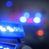 In der Nacht wurde auf die Bar geschossen. Die Polizei sucht nach den Tätern. (Symbolbild)