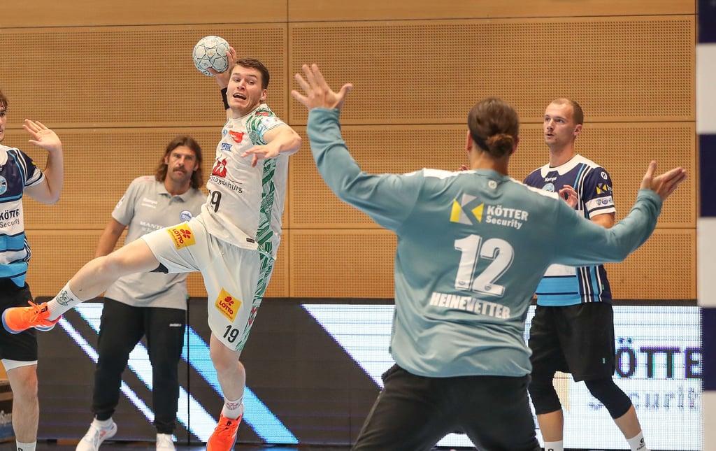 Elvar Örn Jonsson zeigt beim SC Magdeburg schon das, was man sich von ihm versprochen hat.
