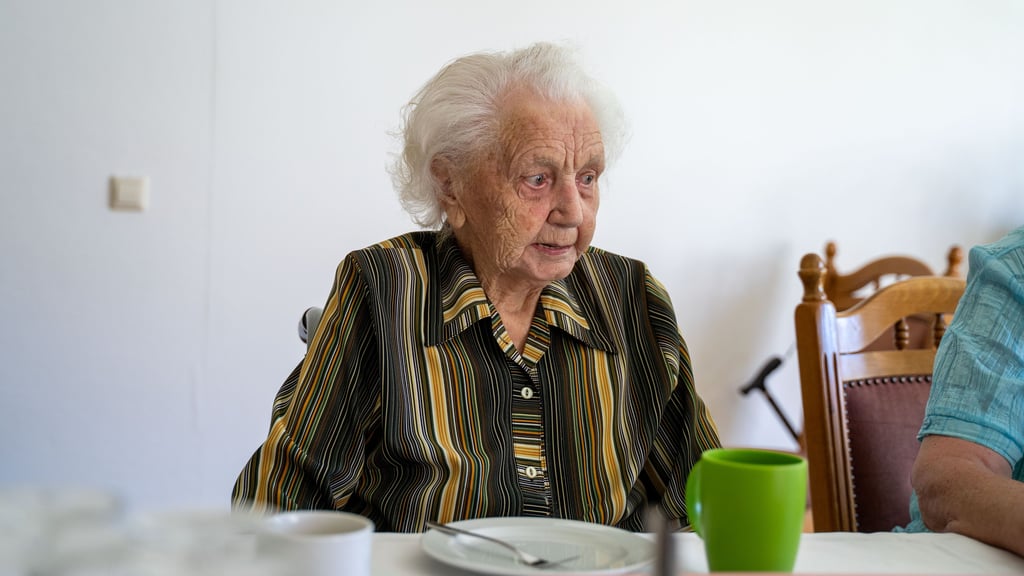 Elisabeth Hoffmann feiert ihren 101. Geburtstag und ist damit die älteste Bürgerin von Coswig.