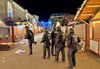 Polizisten im Einsatz nach dem Anschlag auf den Magdeburger Weihnachtsmarkt.