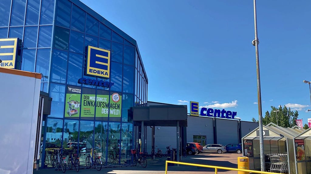 Das E-Center in Wittenberg: Im Edeka-Markt sind einige Maßnahmen zum Schutz vor Ladendiebstählen ergriffen worden.