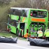Auf der A9 hat sich im vergangenen Jahr ein schwerer Unfall mit einem Flixbus ereignet. Vier Menschen starben.