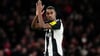 Alexander Isak macht seinem Club Newcastle United schwere Vorwürfe.