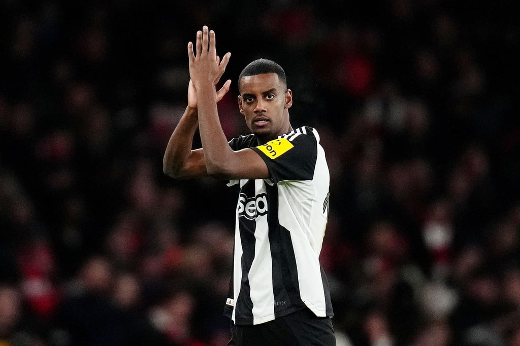 Alexander Isak macht seinem Club Newcastle United schwere Vorwürfe.