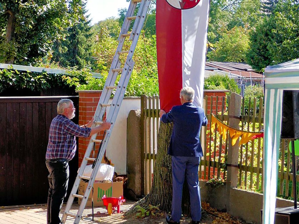 Diese alte Bannerfahne ist der Stolz des Heimatvereins Cochstedt.
