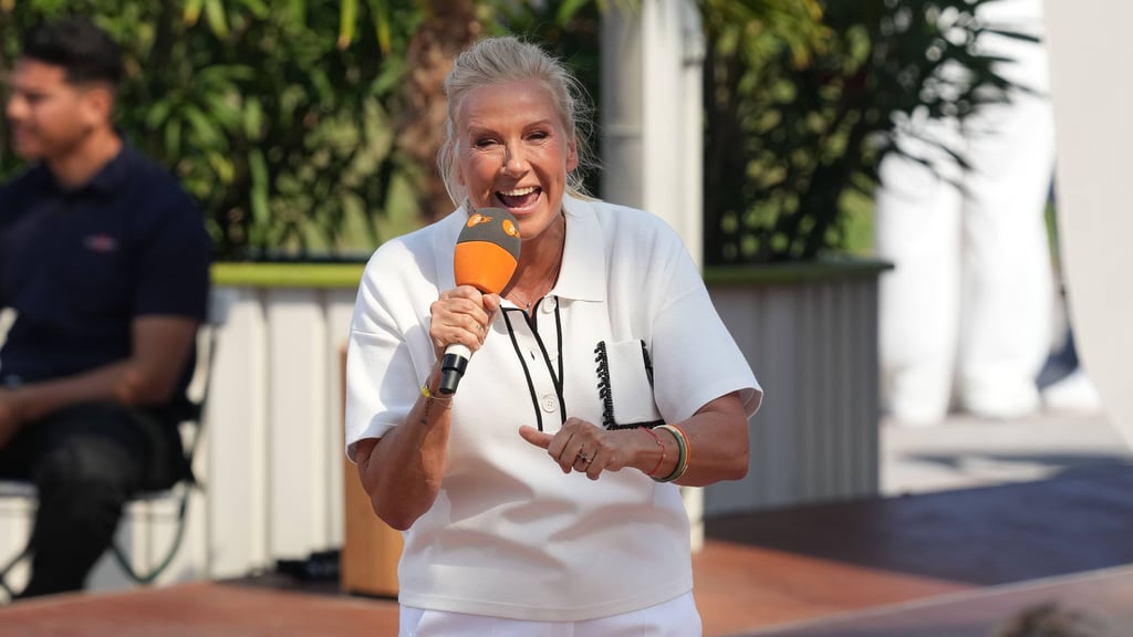 Moderatorin Andrea Kiewel begrüßt am Sonntag, dem 24. August, wieder zahlreiche Gäste im "ZDF-Fernsehgarten".