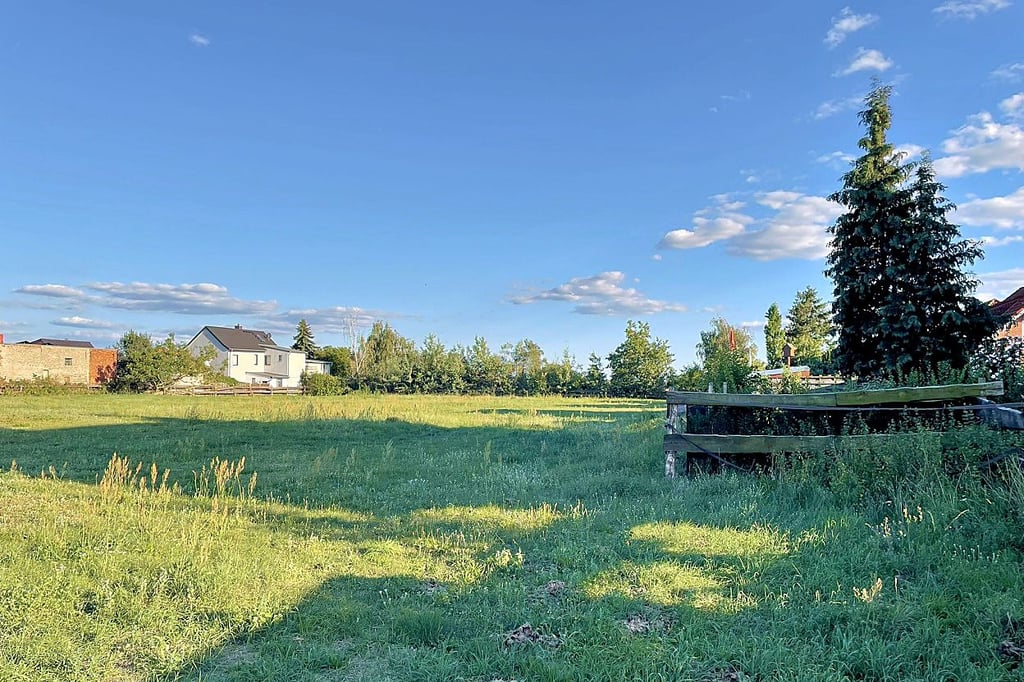 Genau zwischen der Martin-Schwantes-Straße und der Straße Zum Blick soll in Dannigkow (Ortsteil von Gommern) ein Wohngebiet entstehen: Der Gehrenwinkel.