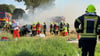 Die Feuerwehr musste mehrere eingeklemmte Menschen aus den Autos holen.