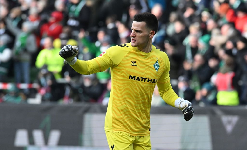 Michael Zetterer wird sein Debüt für Eintracht Frankfurt ausgerechnet gegen seinen Ex-Club Werder Bremen geben.