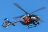 Vom Hubschrauber der Polizei Magdeburg wurden Höhenretter der Feuerwehr auf dem Müllheizkraftwerk in Rothensee abgesetzt.