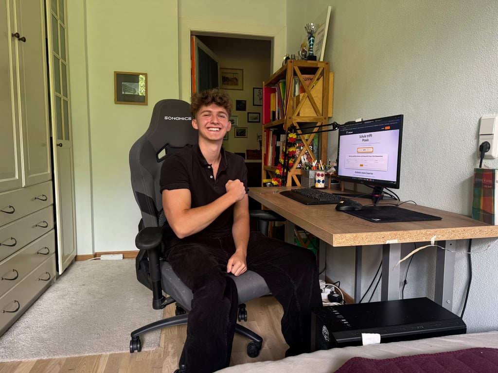 Matteo Schröpfer aus Halle hat die Lernplattform „EduLinked“ entwickelt.