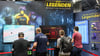 Gamescom-Besucher testen das BND-Computerspiel aus.