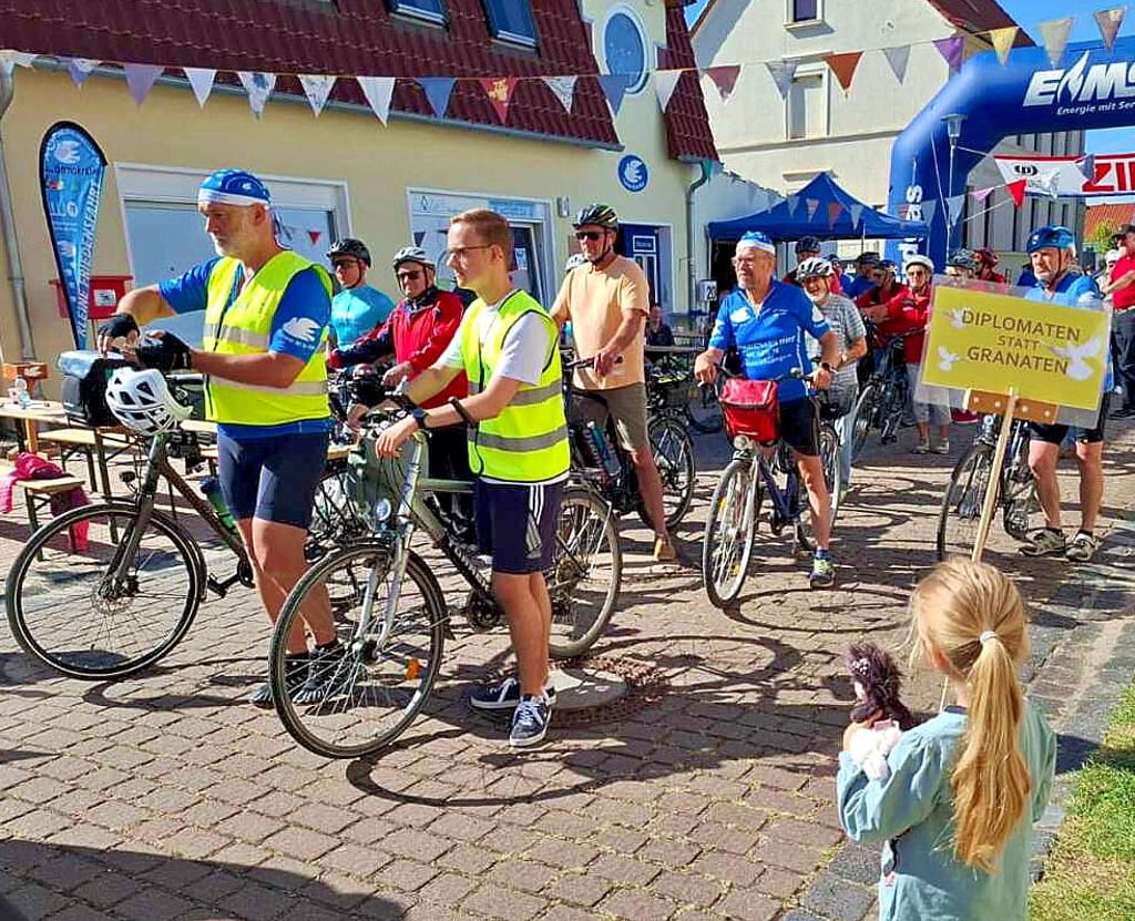 So startete die Friedensspazierfahrt 2024 in Kleinmühlingen.