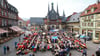 Ein Bild aus vergangenen Tagen: Das Bürgerfrühstück im April 2014 auf dem Marktplatz in Wernigerode.