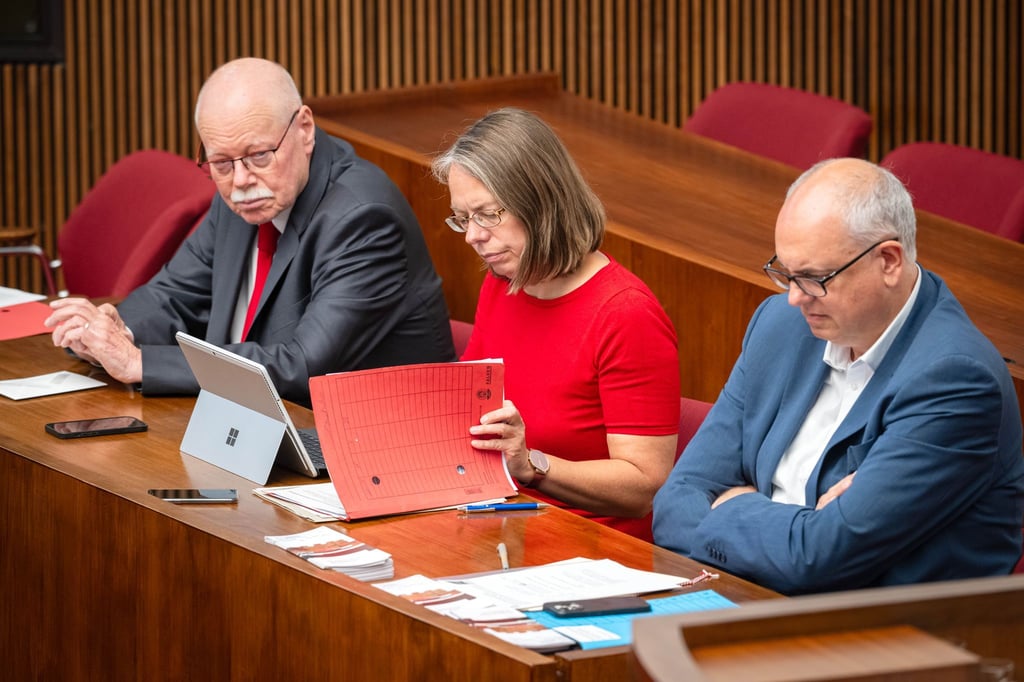 Über die Spitzenpositionen in der Innen- und Bildungsbehörde wird viel diskutiert.
