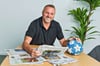 Dirk Görmer, Geschäftsführer der Firma ESM, spendiert für den Gewinner oder die Gewinnerin der Gesamtwertung unseres regionalen Tippspiels wieder 500 Euro. Er ist in der ersten Runde der neuen Saison auch unser Tipp-Experte. In der Tageblatt/MZ-Ausgabe informiert er sich über die Ansetzungen.