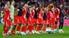 Neue Saison, gewohntes Bild: Die Bayern-Profis feiern vor ihrer Fankurve.