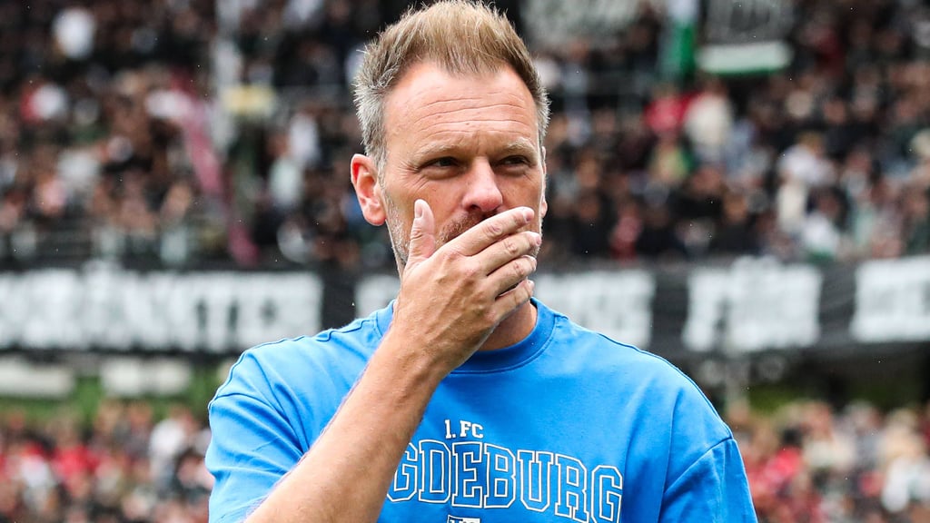 Markus Fiedler, Cheftrainer vom 1. FC Magdeburg, verlor mit seinem Team gegen Hannover 96.