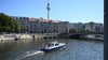 Ein Wasserschutzpolizeiboot patrouilliert auf der Spree. (Archivbild)