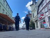 Beamte der Polizei haben in der Innenstadt von Burg einen Mann gestoppt, der auf einem Kleinrad unterwegs gewesen ist - ohne Führerschein.